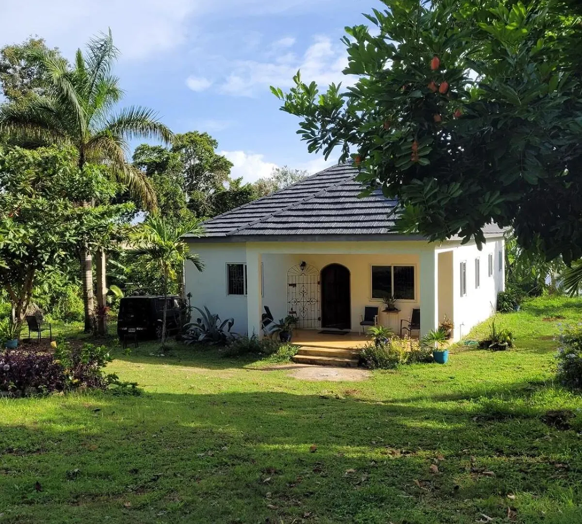 Casa Vien -Serene 2-Bedroom Eco Cottage With Private Beach Access Oracabessa 0*,  Jamaica