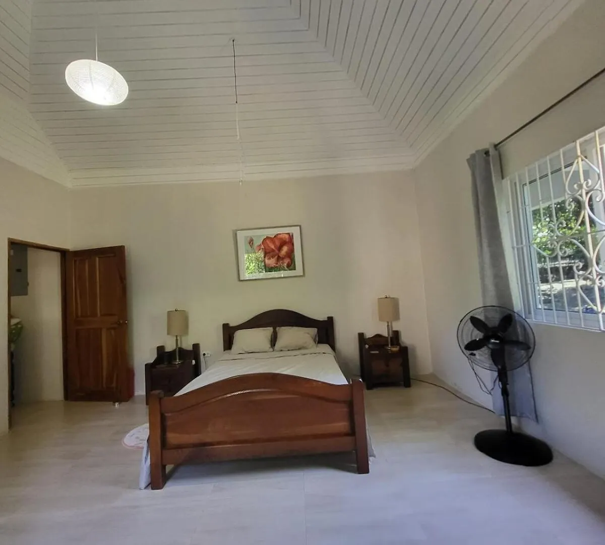 Casa Vien -Serene 2-Bedroom Eco Cottage With Private Beach Access Oracabessa Holiday home